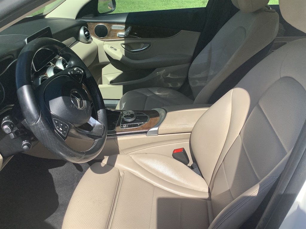 2017 Mercedes Benz C 300 photo 13