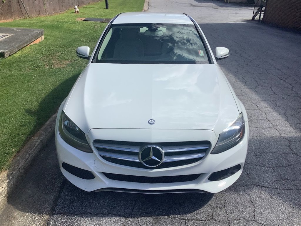 2017 Mercedes Benz C 300 photo 5