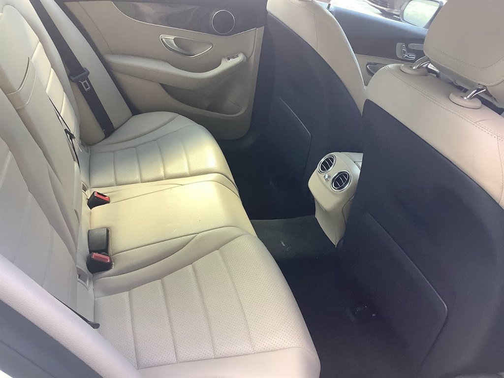 2017 Mercedes Benz C 300 photo 23