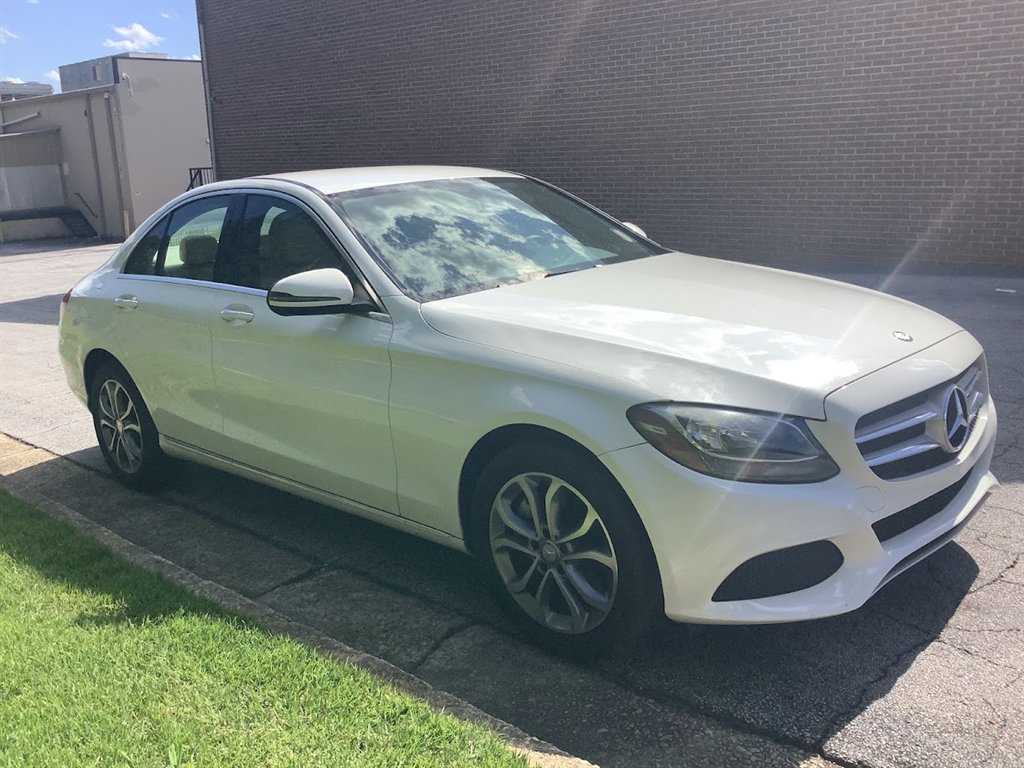 2017 Mercedes Benz C 300 photo 6