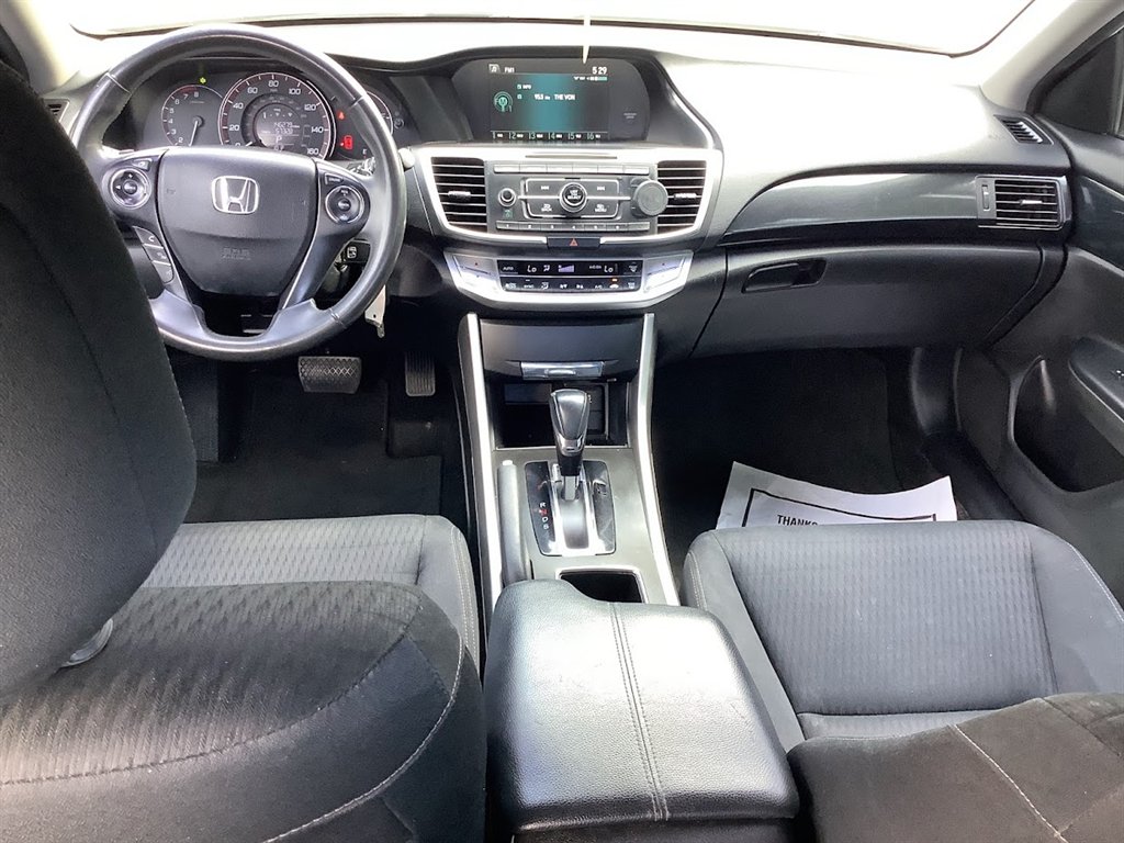 2015 Honda Accord Sport photo 2