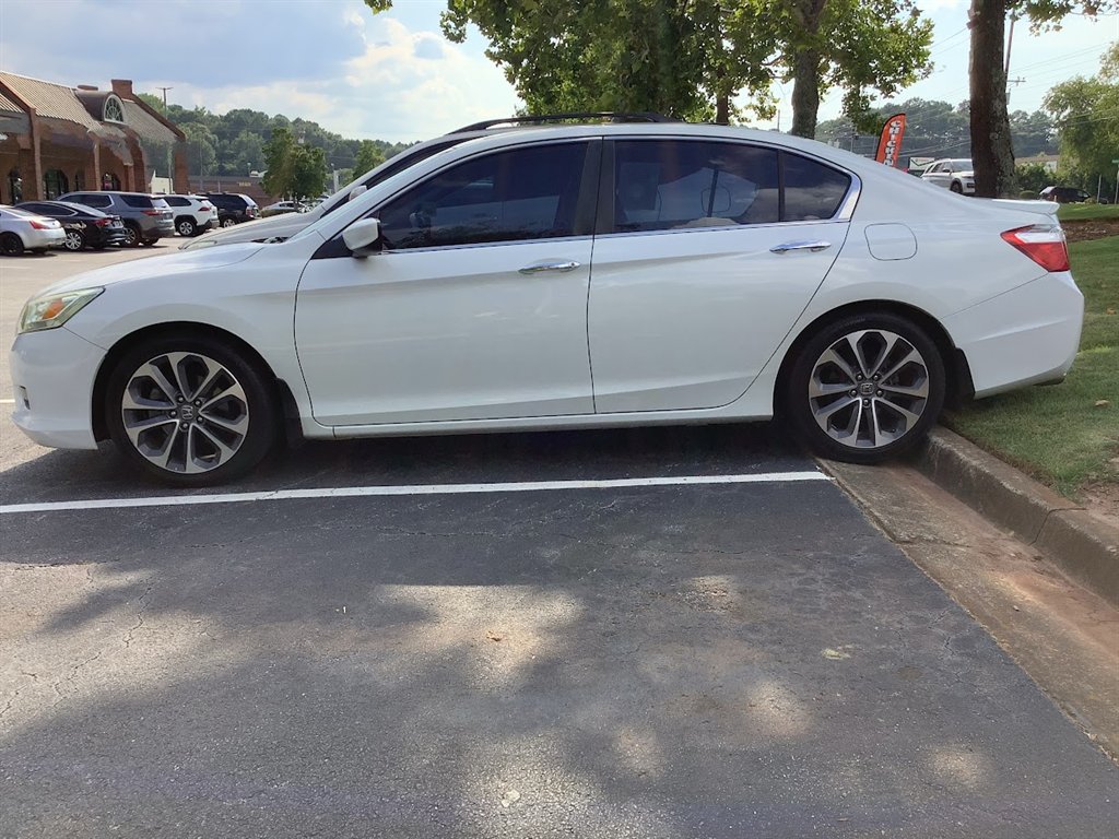 2015 Honda Accord Sport photo 3