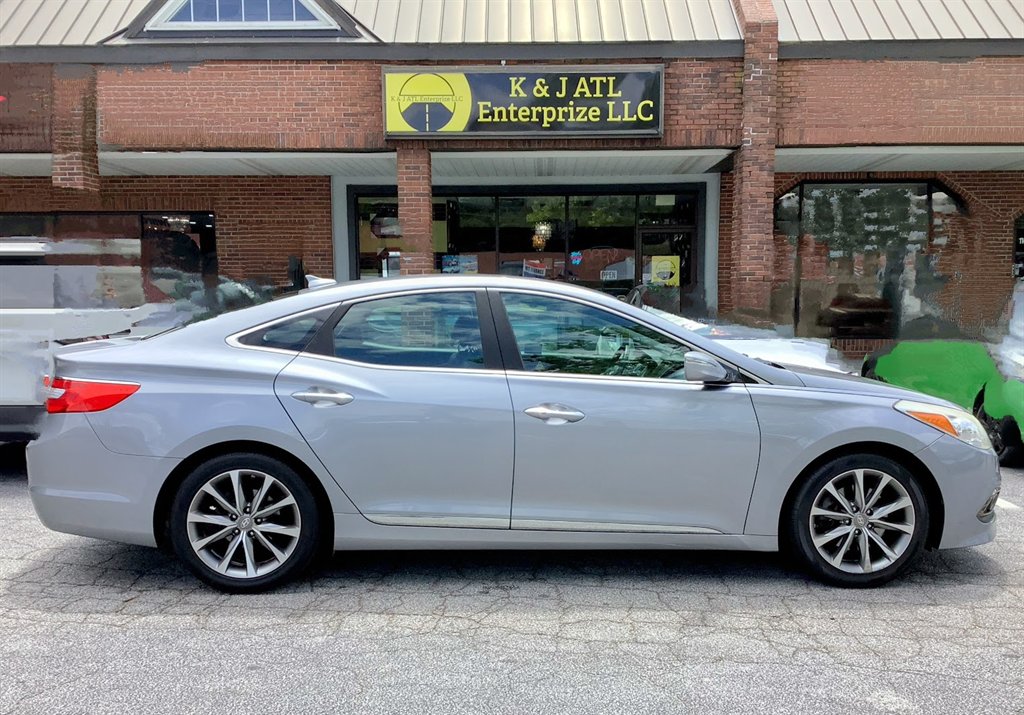 2017 Hyundai Azera -'s photo