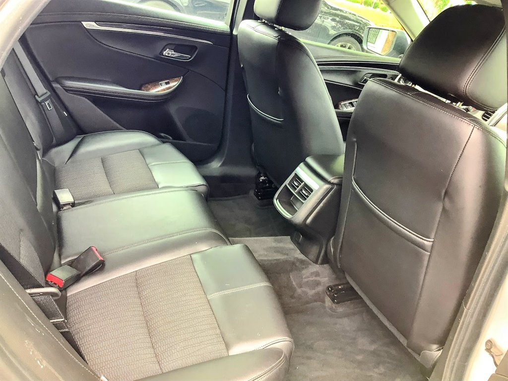2015 Chevrolet Impala 2LT - Photo 17