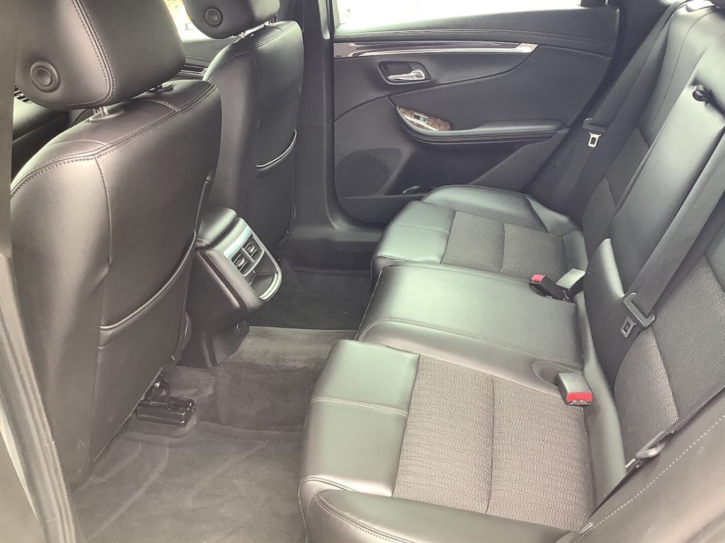 2015 Chevrolet Impala 2LT - Photo 14