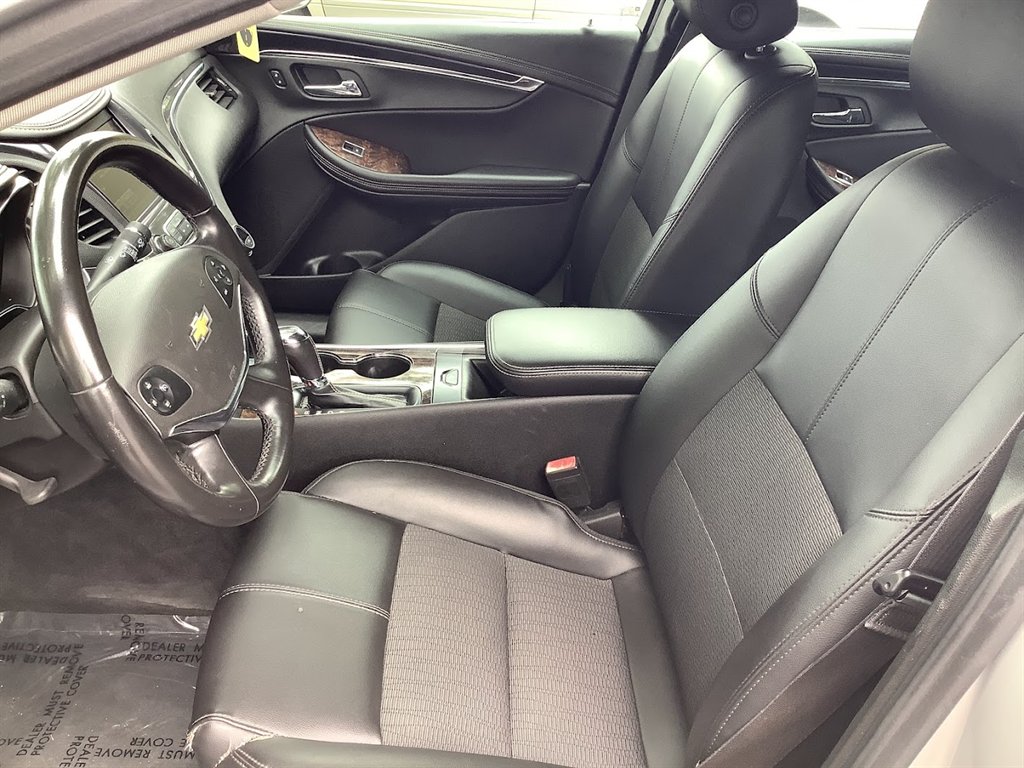 2015 Chevrolet Impala 2LT - Photo 11